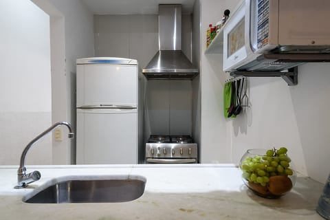 Ipanema / Copanema Washer & Wi-Fi | Apartment 107