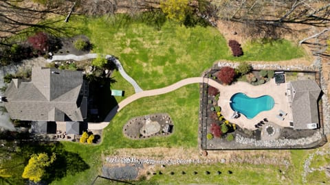 Private Forest Estate - Pool · Theater · Game Room