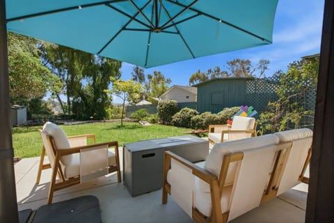 6 min to Downtown-Big Fenced Yard-BBQ-Firepit-AC