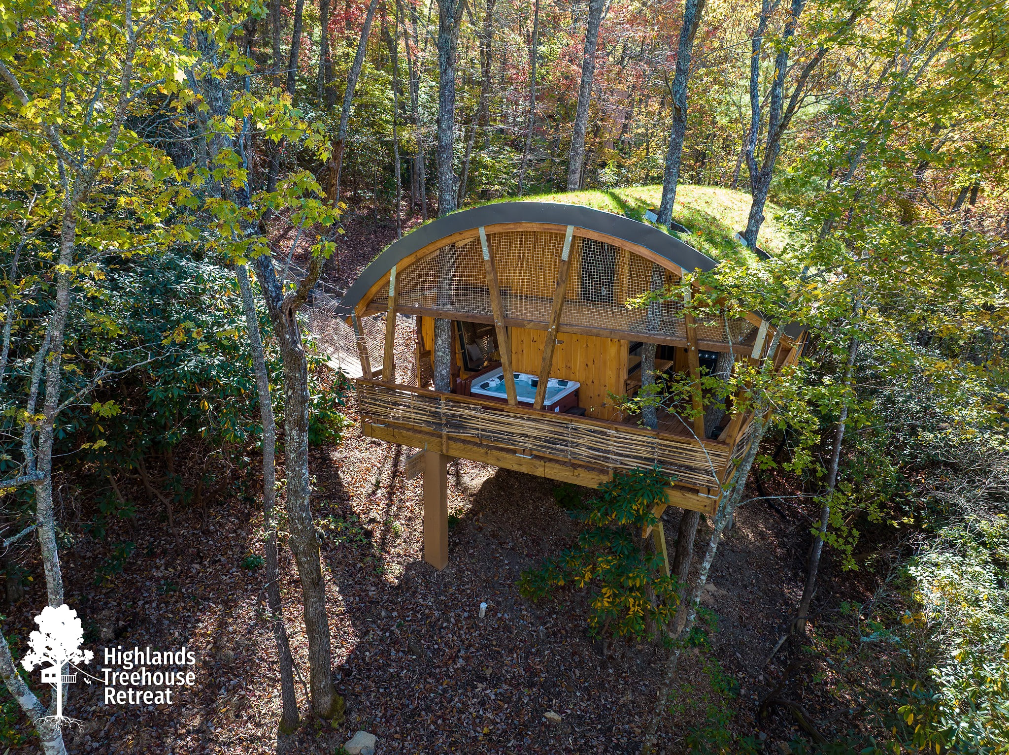 Nest-Shaped Cocoon Treehouse on 4 Trees - The Marsu