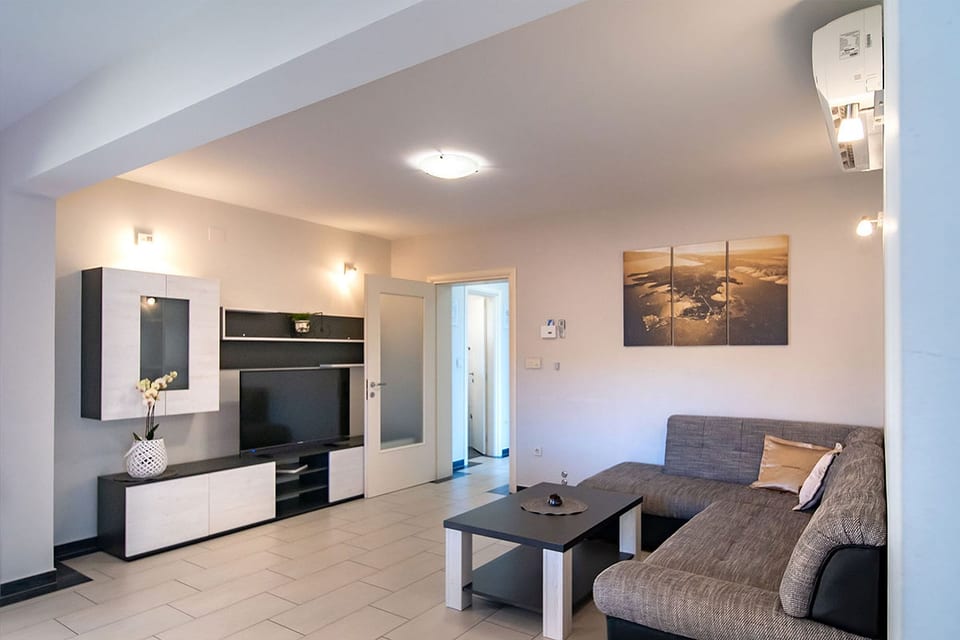 Apartments Mistral - Unit 378545-13 - Croatia
