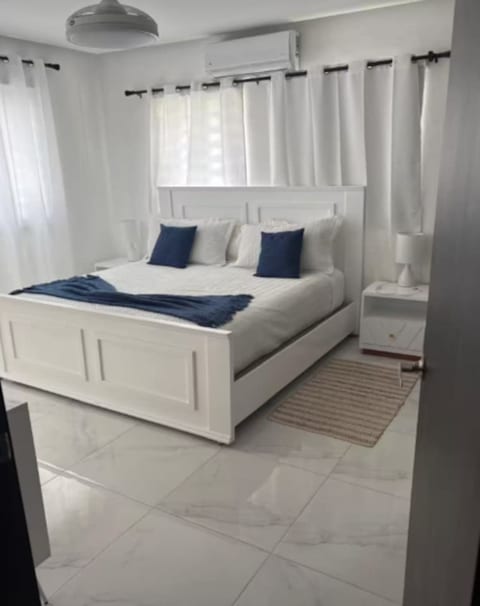 Lux 2-Story 3BR Villa + Private Pool