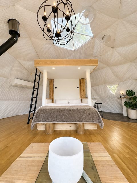 Luxury Geo-Dome with Hot Tub & Epic Views image 4