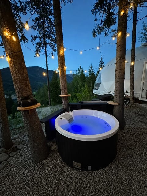 Luxury Geo-Dome with Hot Tub & Epic Views image 2