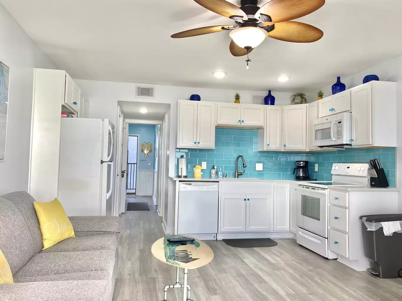 View of the kitchen & living space View of the kitchen & living space - Beach Lovers Blvd - Surfside Beach