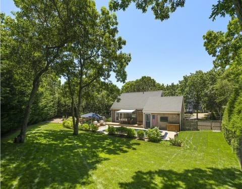 Lovely Martha's Vineyard 3/2 Vacation Rental!
