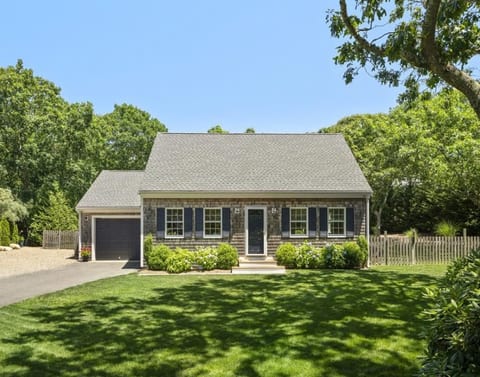 Lovely Martha's Vineyard 3/2 Vacation Rental!