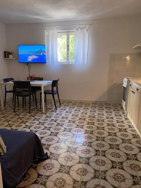House Sunce - Unit 372021-13