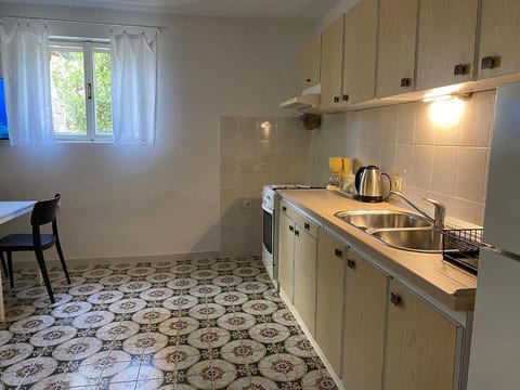 House Sunce - Unit 372021-13
