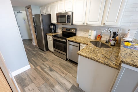 Newly Remodeled Kitchen with New Appliances