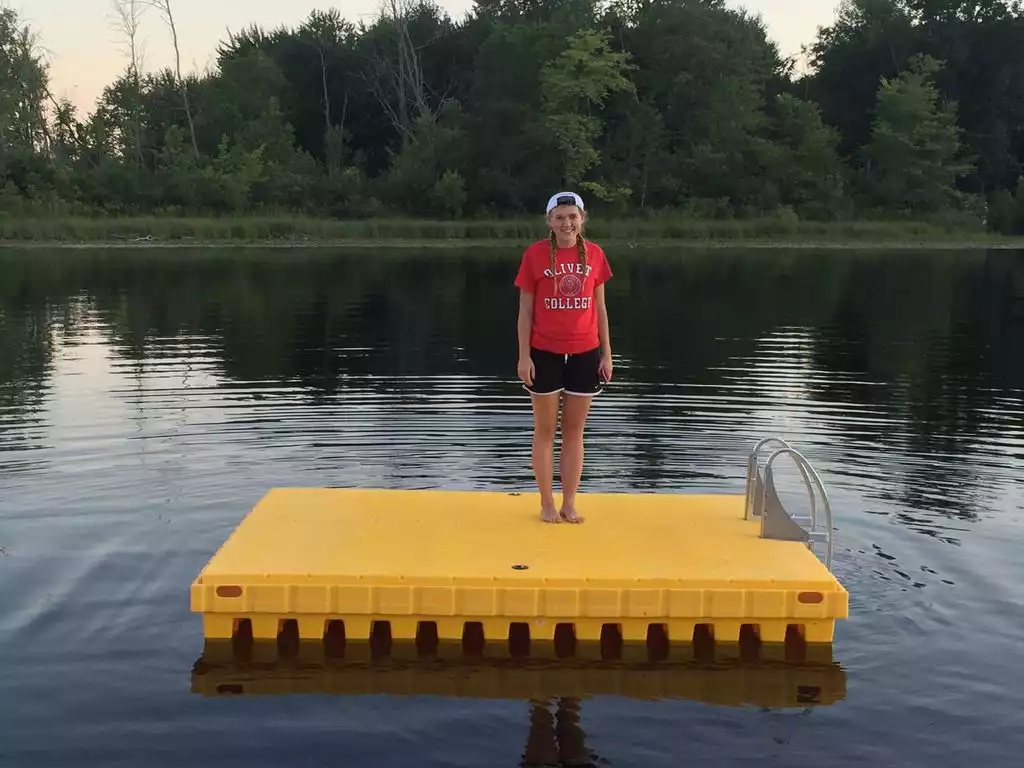 Swimming platform on the lake for more water fun. - Enjoy beautiful country views.  - Jackson