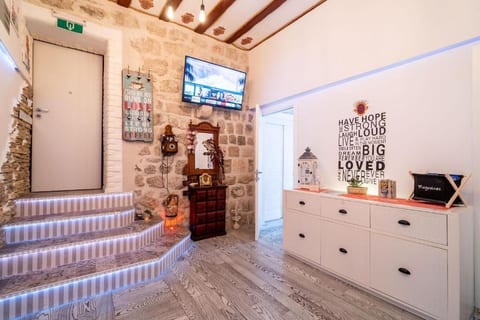 Apartment Old Town Lux - Unit 378700-13