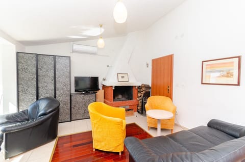 Apartments Beach House Paradiso - Unit 206624-16