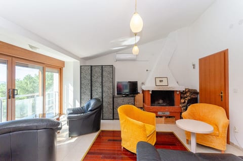 Apartments Beach House Paradiso - Unit 206624-16