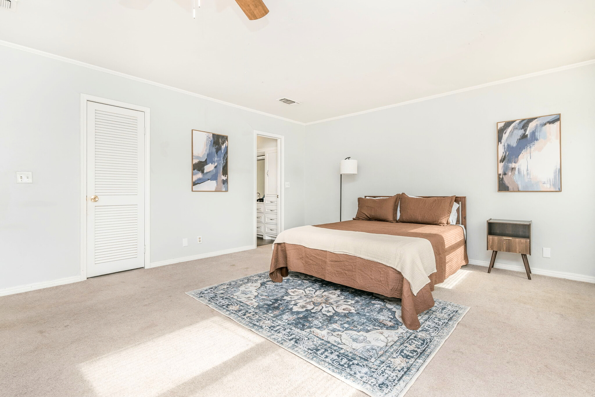 Bedroom 2 (upstairs)