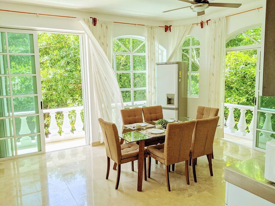 Zu Fuß zum Strand Schlafmöglichkeiten für 16 Dach-Plunge-Pool Schnelles WLAN - Playa del Carmen