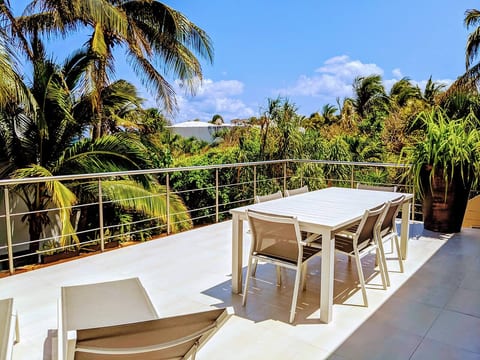 Ocean View Villa with Private Pool BBQ Fast Wifi