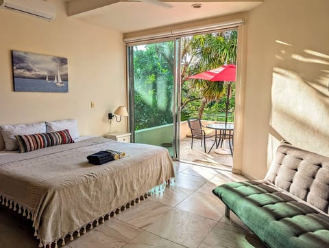 Oceanview Villa w/ Private Pool BBQ Walk to Beach