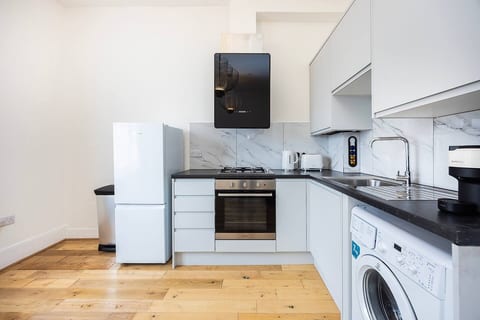 Spacious Islington flat sleeps 4