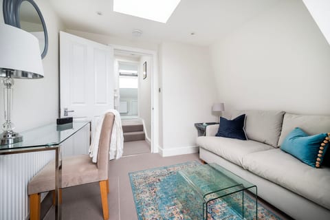 Beautiful Family Flat Fulham 3 Bedroom 2 Bathroom