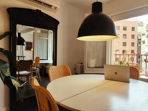 F3- Spacious 2 bedroom. Sarrià - Hospital Clinic