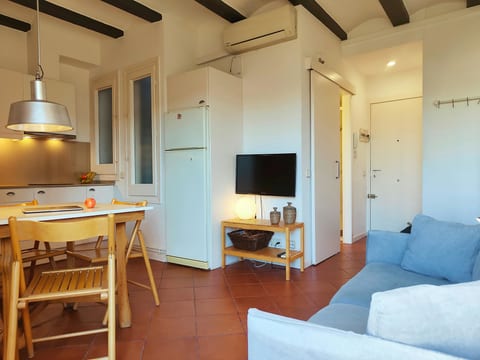 Sunny, Central & Tranquil. 1br. Plaça Catalunya RB
