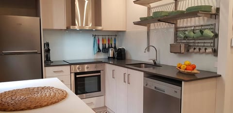 Uluwatu - Ideal homebase in Barceloneta!