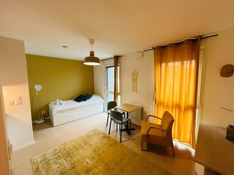 Studio neuf au coeur de Reims - Suite 402