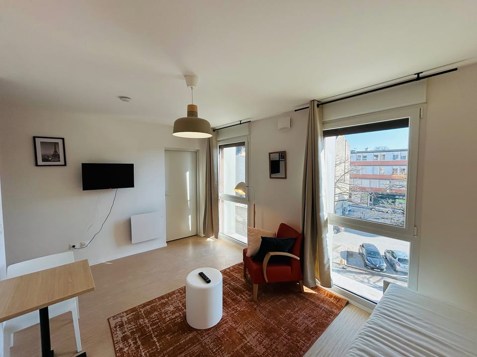 Studio Moderne | Cathédrale | Suite 204 - Reims