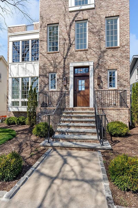 New! Nashville Luxury Rental
