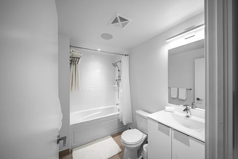 Modern Lake view Condo w/ Pool & Gym| Sherway Mall image 3