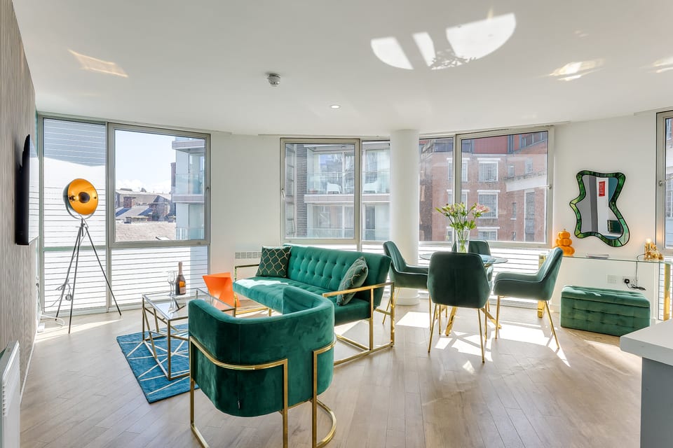 Hatton Garden 2-Bed Family Flat. Free Parking - Liverpool