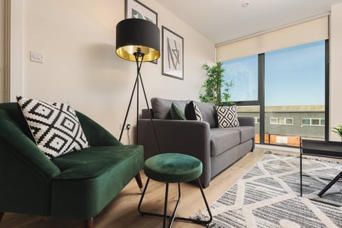 Richmond Row 2 Bed Apartment (203) | Secure Parking & EV