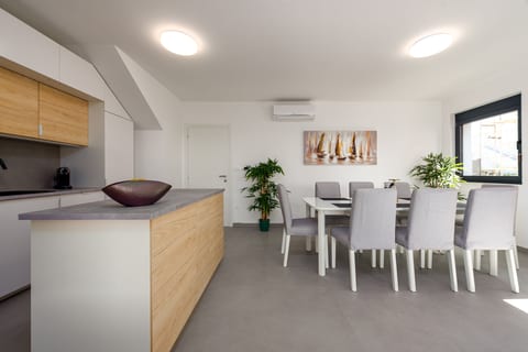 Apartments  Vir Horizon - Unit 378701-13
