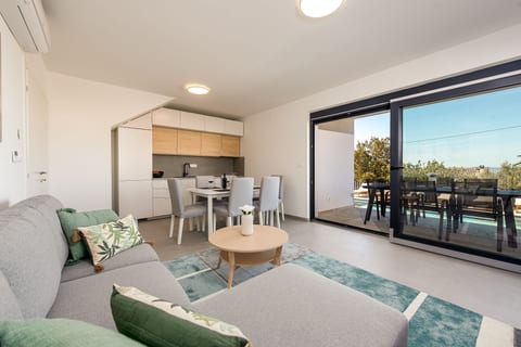 Apartments  Vir Horizon - Unit 378703-13