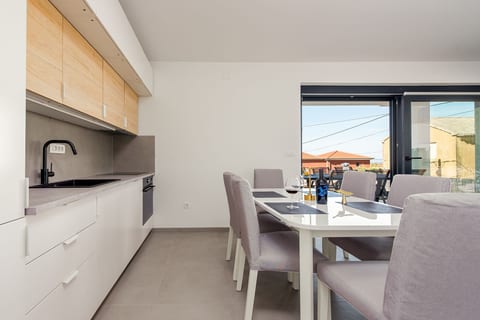 Apartments  Vir Horizon - Unit 378703-13