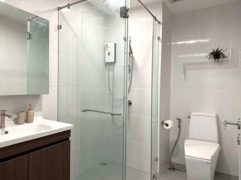 Ekkamai Sukhumvit 65, Pet Friendly, 900m to BTS