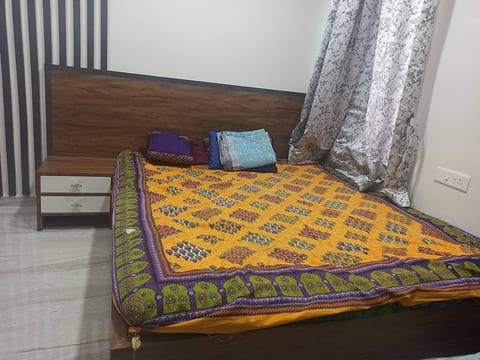 Manchar Condo with Private Pool, Sleeps 2, Pet-Friendly