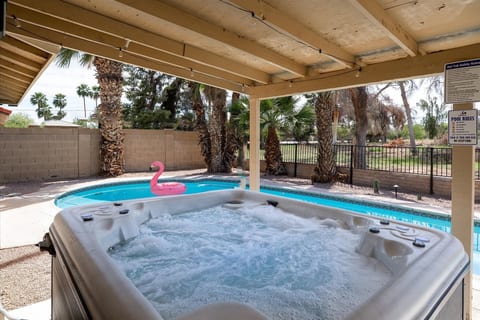 New! Fore Love of Sun- Golf, Pool, Spa, Firepit