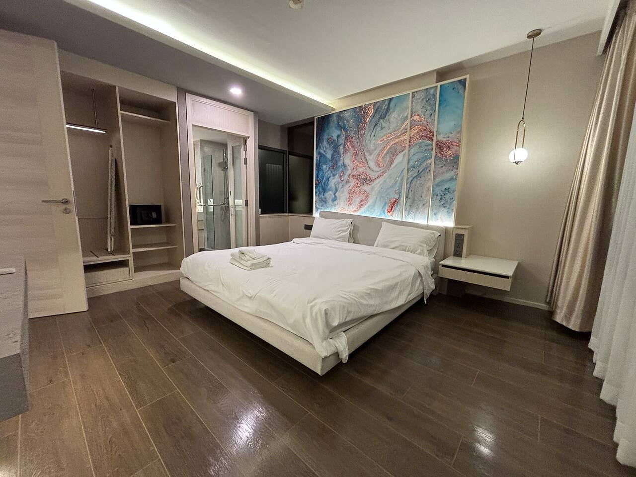 Bayphere Residence Private Beach  1 BR