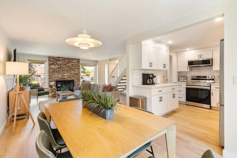 Beaverton Hideaway | Fenced Patio | Community Pool