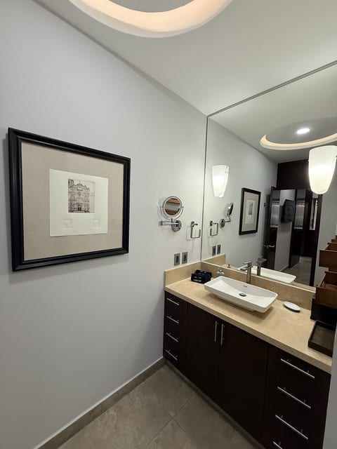Luxury Signature by Pinnacle Condo | Zona Romántica