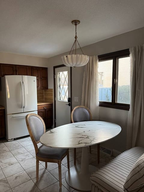 Sylvania Condo • Quiet Retreat • Near Metroparks