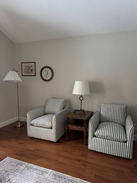 Sylvania Condo • Quiet Retreat • Near Metroparks