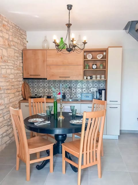 Apartment Orena - Unit 378712-13