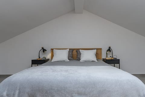 Apartment Orena - Unit 378712-13
