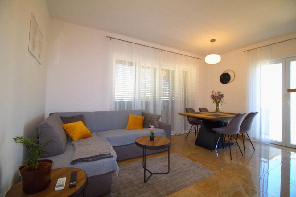 Apartment Rosana - Unit 378718-13