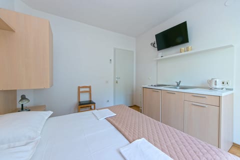 Apartments and Rooms Apartmani Brela 1 - Unit 378743-13