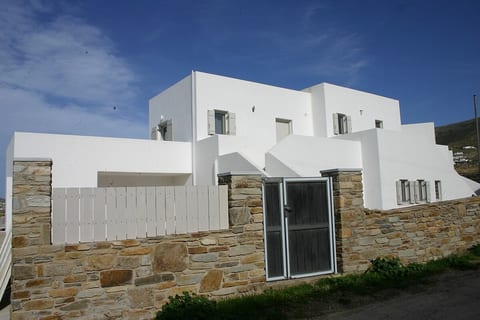 Persephone - Sunset Villa