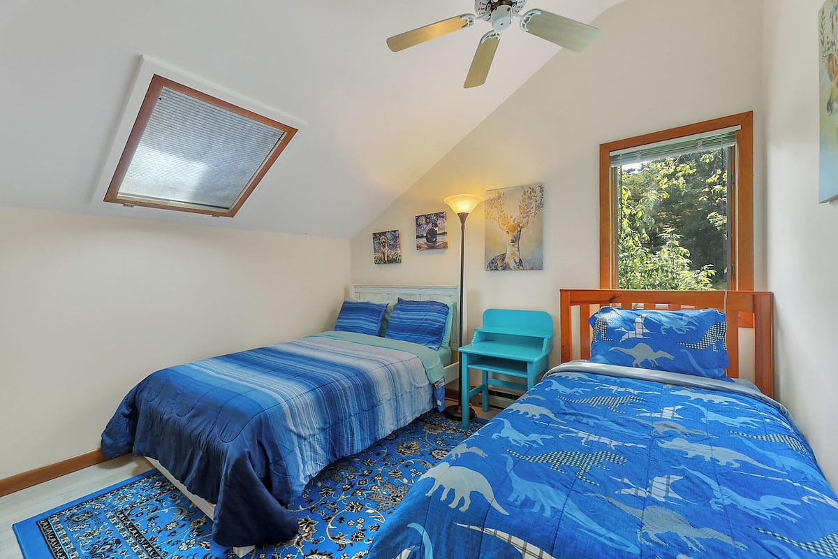 Kids' Bedroom